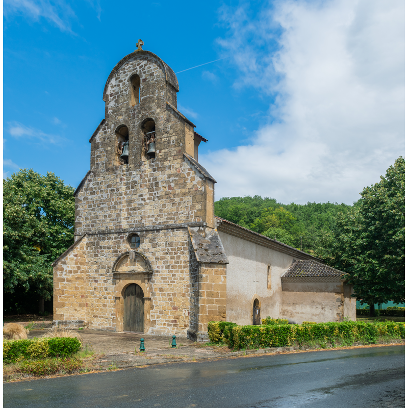 Source caption: "Saint Lawrence church in Betplan, Gers, France"