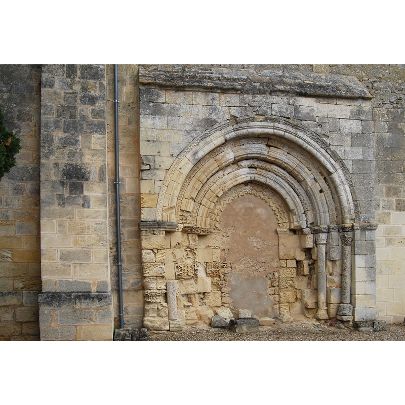 Source caption: "Faleyras Eglise St Gervais"