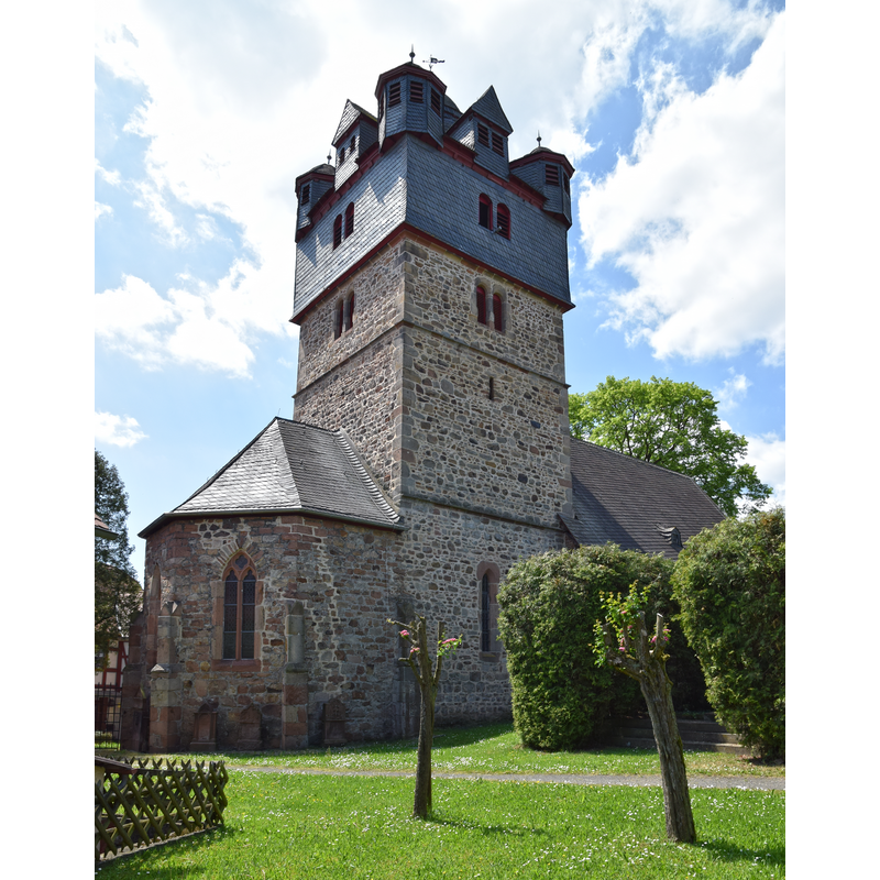 Source caption: "Turm der evangelischen Kirche in Fronhausen"