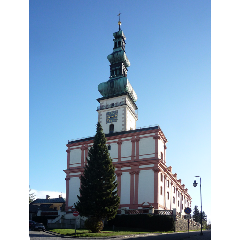Source caption: "Autor fotografie Jiří Zelenka. Děkanský chrám Nanebevzetí Panny Marie. Husovo náměstí. Polná. Okres Jihlava. Kraj Vysočina. Czech Republic."