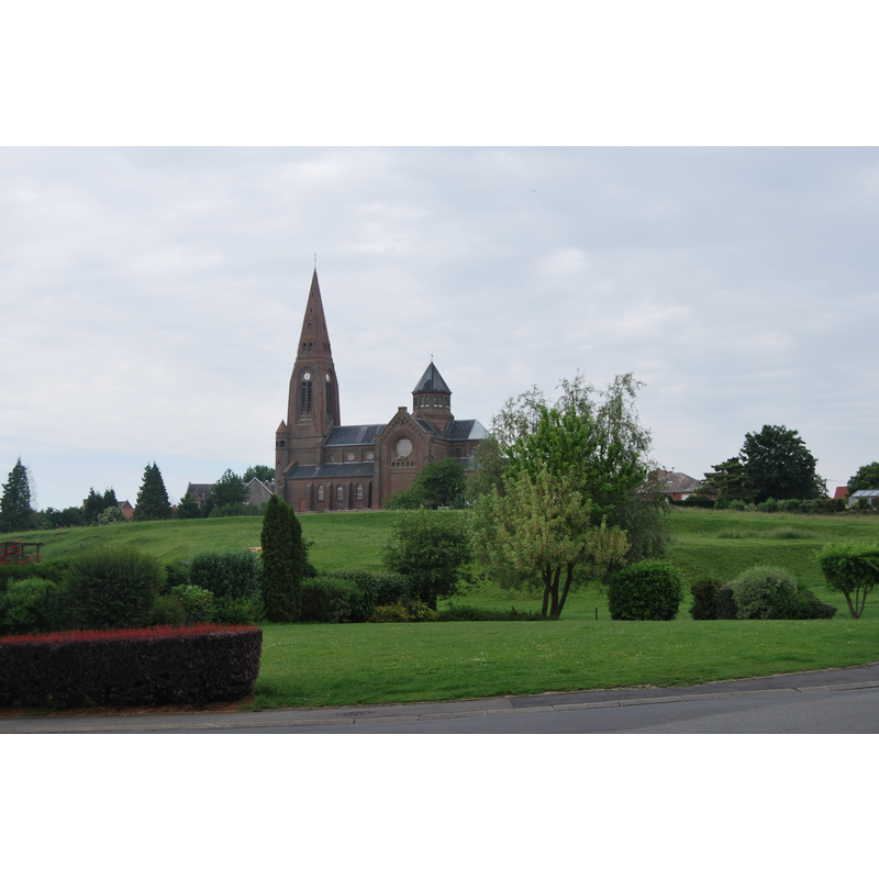 Source caption: "Eglise de Oisy-le-Verger"
