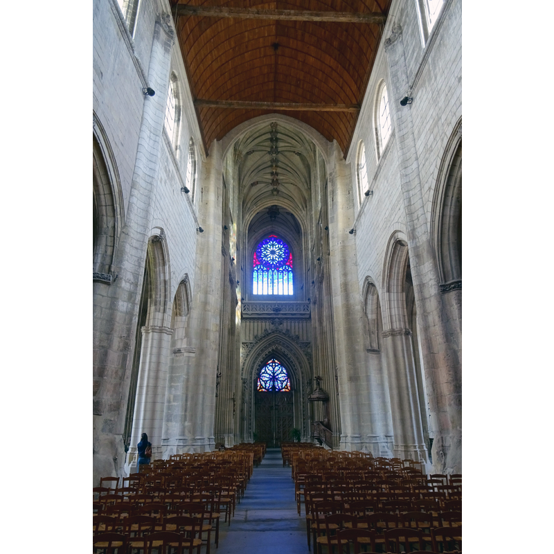 Source caption: "Abbeville [...], collégiale Saint-Vulfran, chœur, vue vers l'ouest"