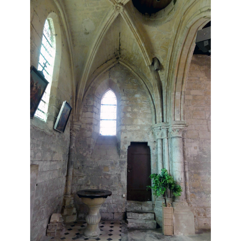 Source caption: "Cires-lès-Mello (60), église Saint-Martin, bas-côté sud, vue vers l'ouest"