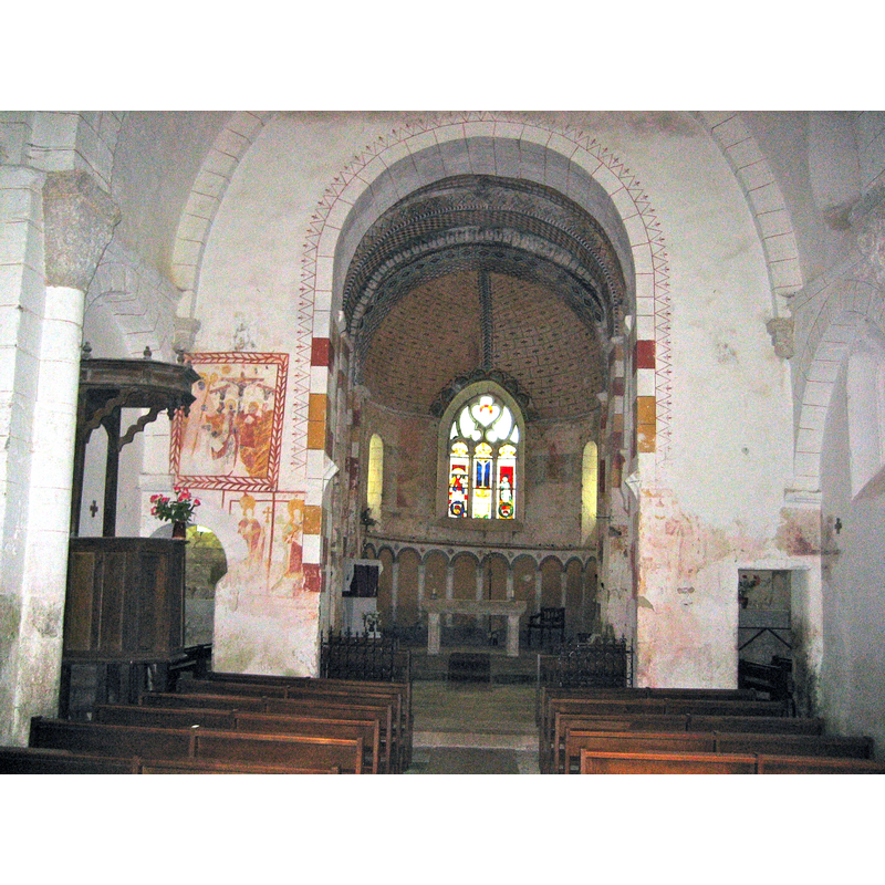 Source caption: "Nef de l'église Saint-Georges de Saint-Jeanvrin"