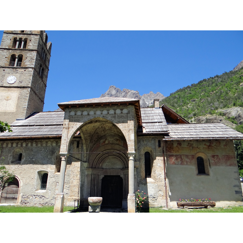 Source caption: "Les Vigneaux - Église Saint-Laurent - Ensemble de la façade sud"