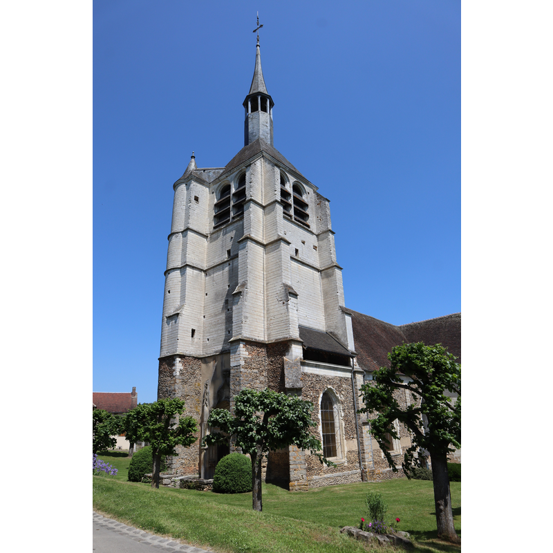 Source caption: "Extérieur de l'église Notre-Dame-de-la-Nativité de Bérulle"