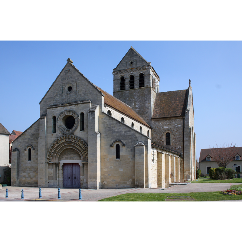 Source caption: "Kirche Sainte-Anne in Gassicourt, einem Stadtteil von Mantes-la-Jolie im Département Yvelines (Île de France)"
