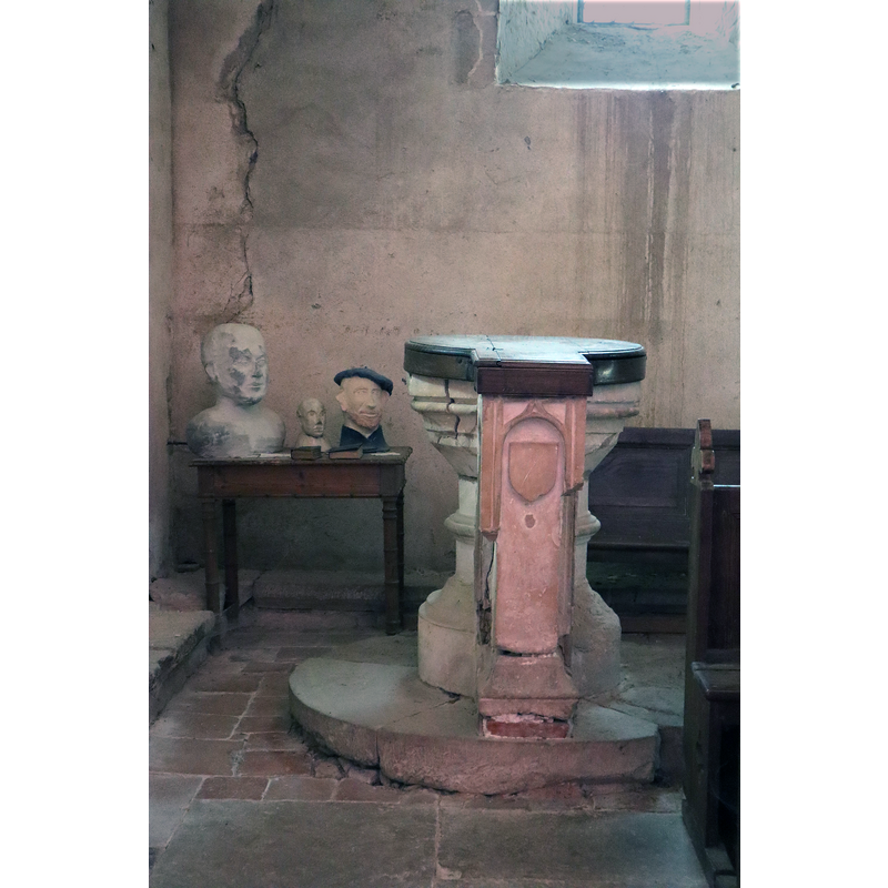 Source caption: " Intérieur de l'église Saint-Germain de Rouy (58)."