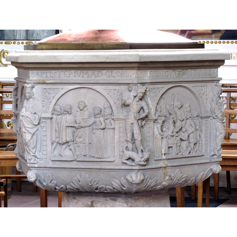 showing: St Catherine figure on the left --> Mariage --> St George --> Confirmation --> Madonna and Christ Child