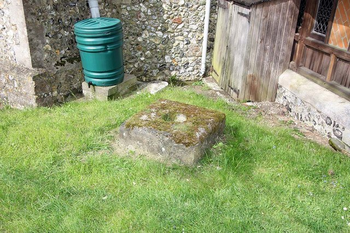 "St Margaret, Wychling, Kent - Base of redundant font"