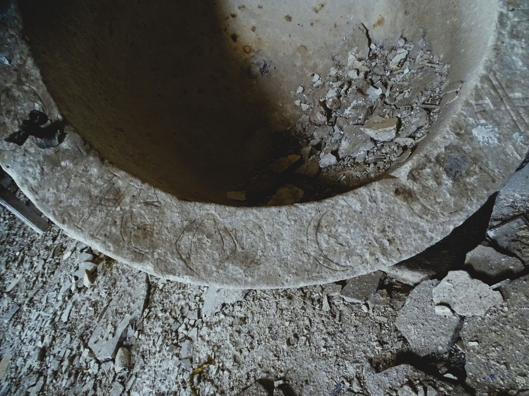 and other decorative motifs [cf. FontNotes]