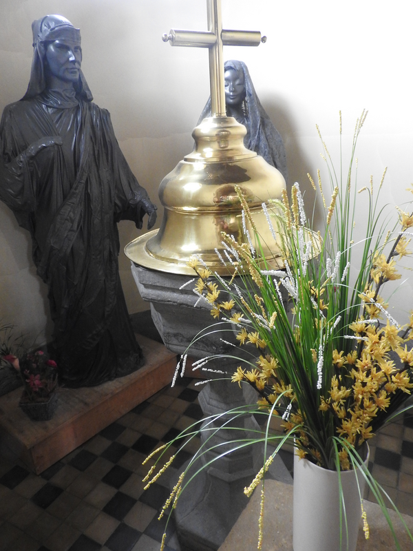 "Beersel Herman Teirlinckplein znr Sint-Lambertuskerk"