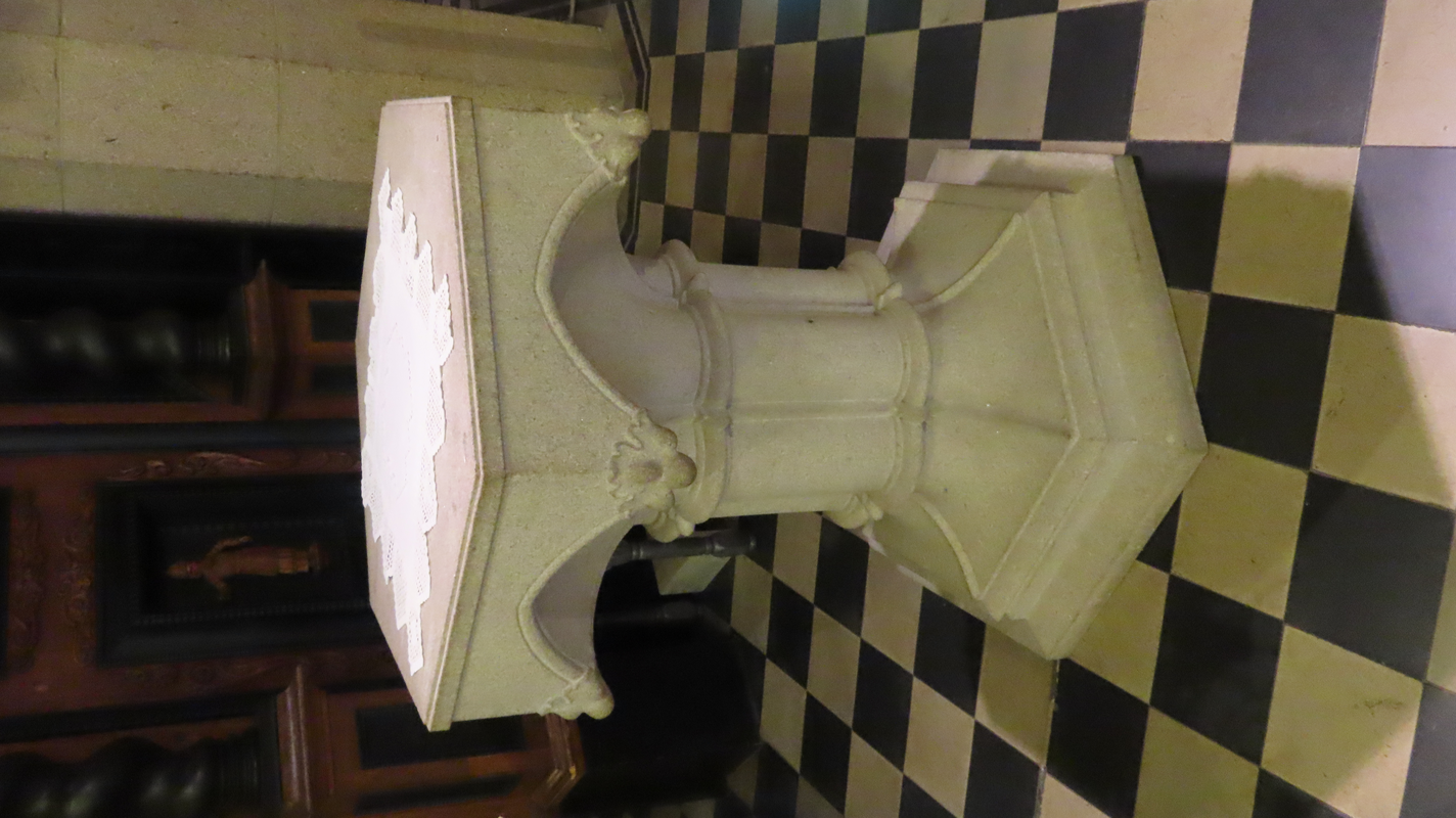 the modern font of 1901 with base of 1960 [cf. FontNotes]