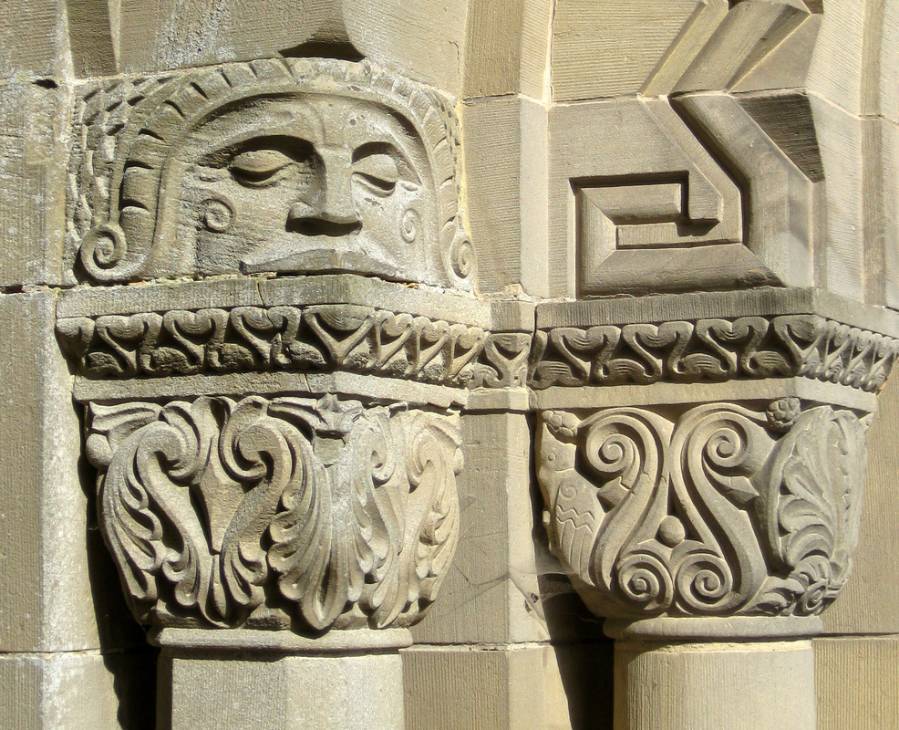 "Kapitell am Eingang zur Dionysisuskirche Debstedt"