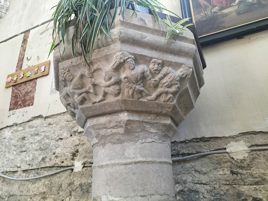 three (?) of them involve pairs of humans; one(?) appears to have animals (lions?) instead