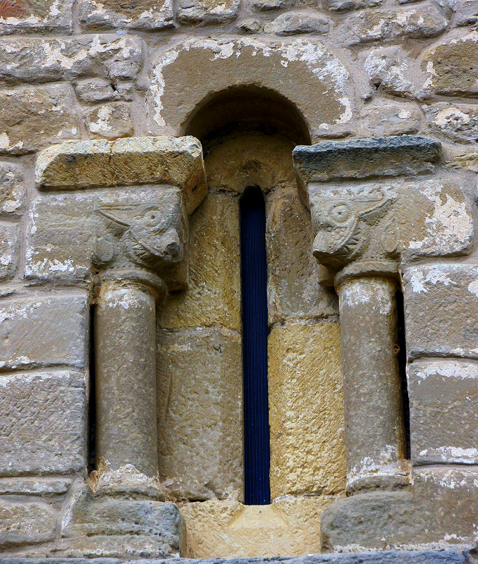 "Iglesia de San Cornelio y San Cipriano (Comunión, Lantarón, Álava)"