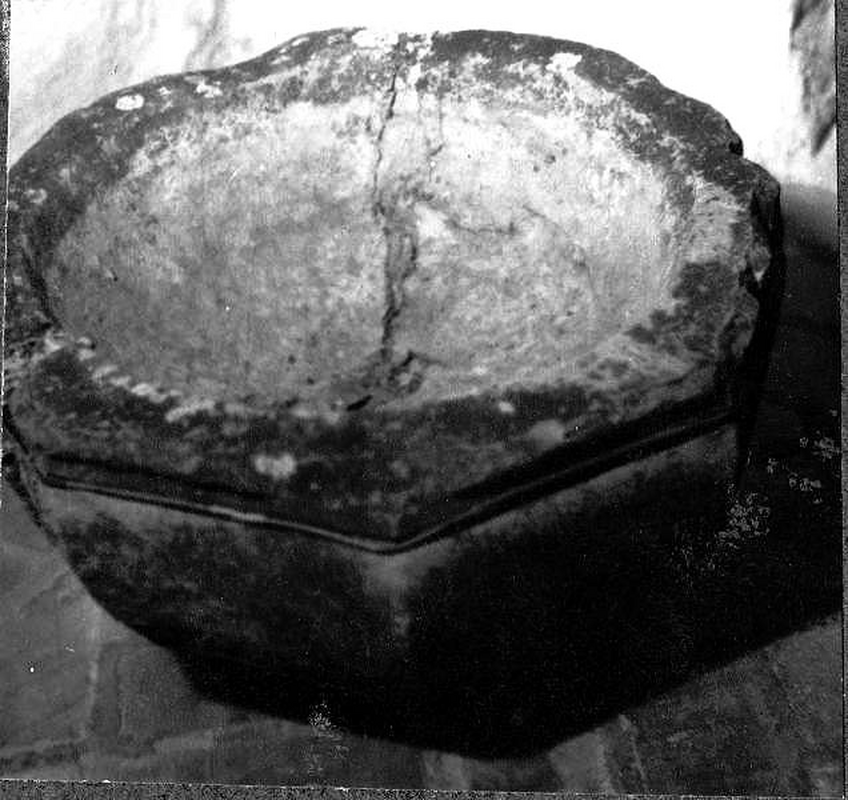 "Torsångs kyrka. Cuppa. Unknown date"