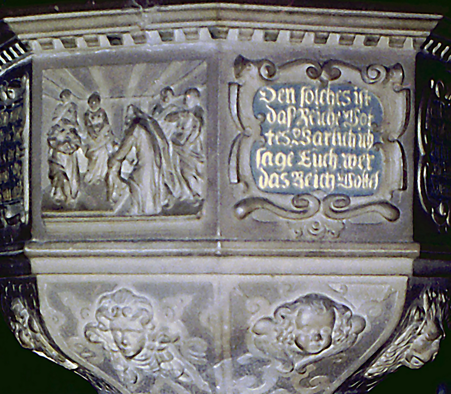 "21.09.1987 DDR 2850 [19370] Parchim: Evangelische Pfarrkirche St. Georgen (GMP: 53.427761,11.847252). Dreischiffige gotische Hallenkirche. Erbaut ab 1289 auf älterer Grundlage. Vermutlich 1307 geweiht. Sie ist ein dreischiffiger und neunjochiger gotischer Backsteinbau auf einem Feldsteinsockel. Taufstein um 1620. 1651 wurde das erste Kirchenbuch angelegt. In ihm sind Taufen vermerkt, seit 1784 Geburtsdaten und seit 1657 auch Trauungen und Beerdigungen."