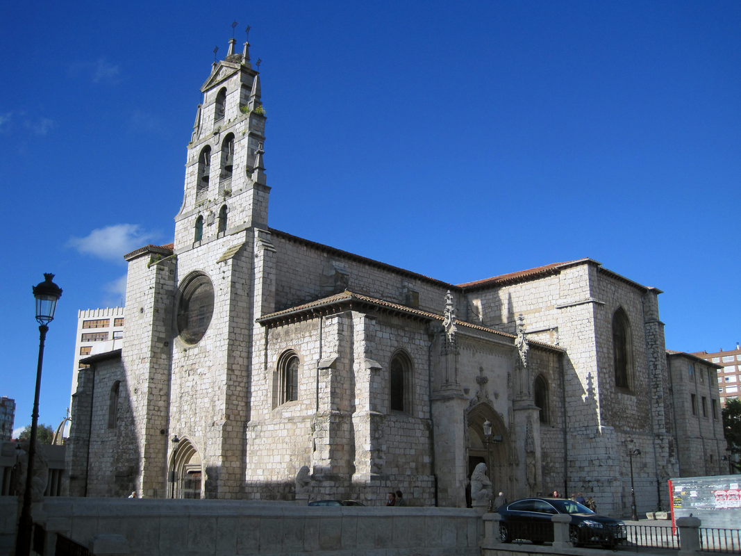 "Vista exterior de la Iglesia de San Lesmes, Burgos."