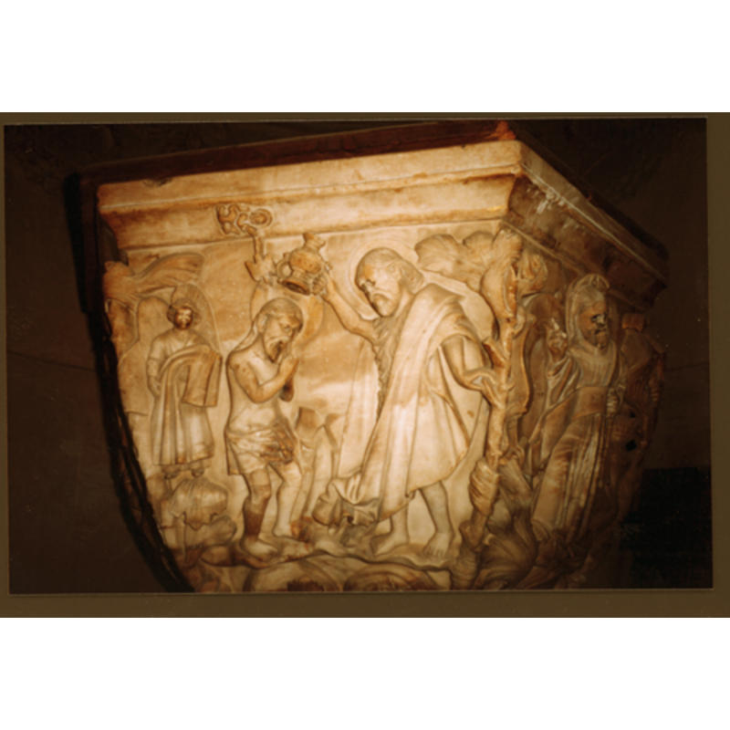 Baptism of Christ scene on one of the sides.