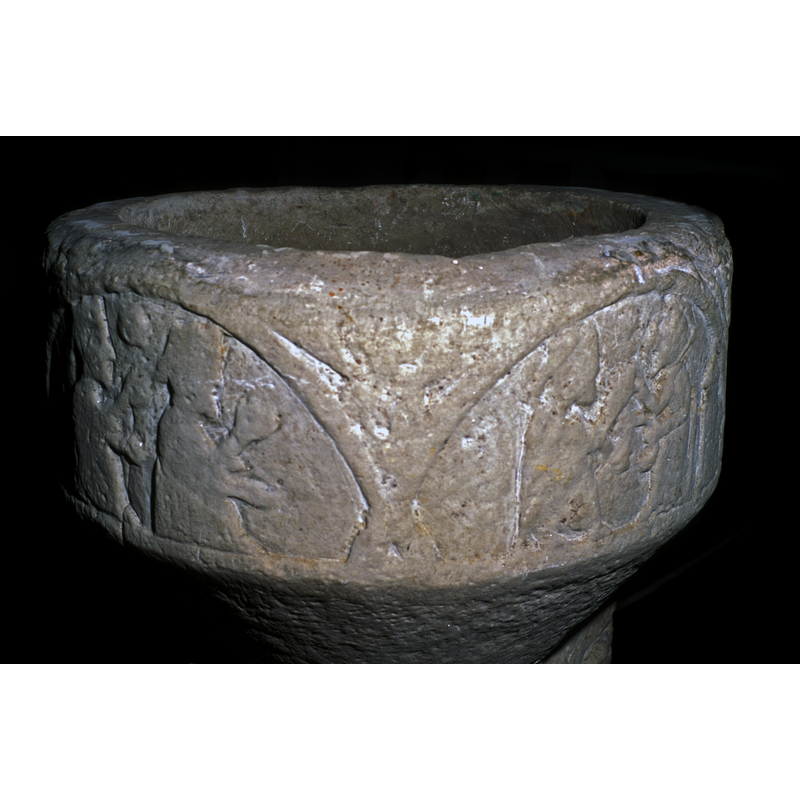 the two arches in which the Adoration of the Magi is included: 2 Magi in the left arch; 1 Magus and Christ in the right arch -- unfortunately the motif (?) in the central spandrel is now unreadable