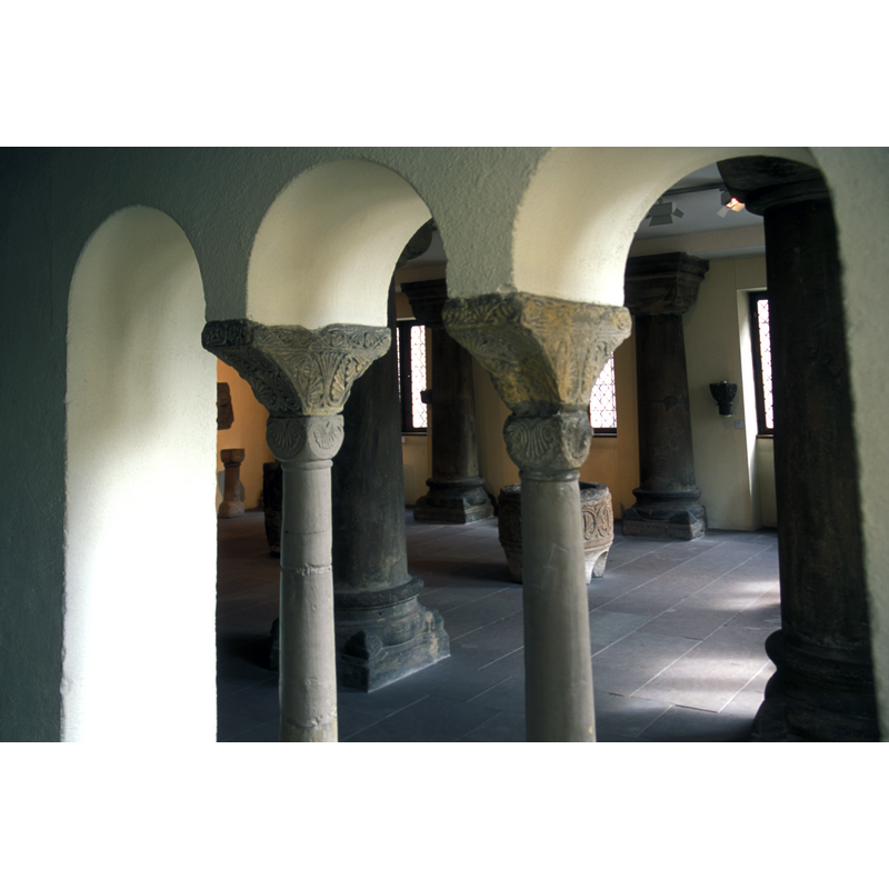 from the original mid-12thC cloister at Eschau, moved to the Musée de l'Oeuvre de Notre-Dame, Strasbourg