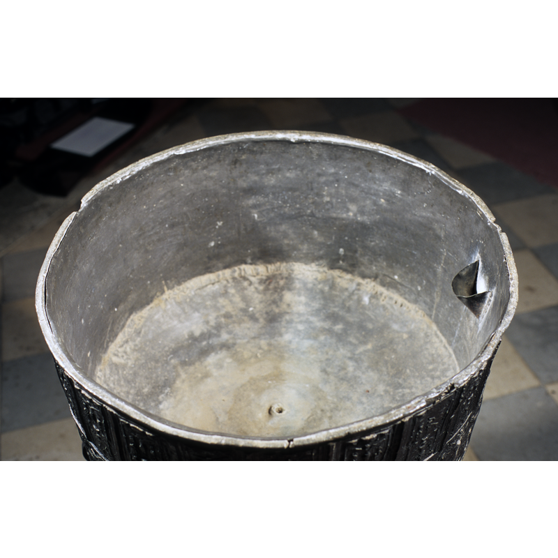 showing the central drain and the small pocket on the upper left side