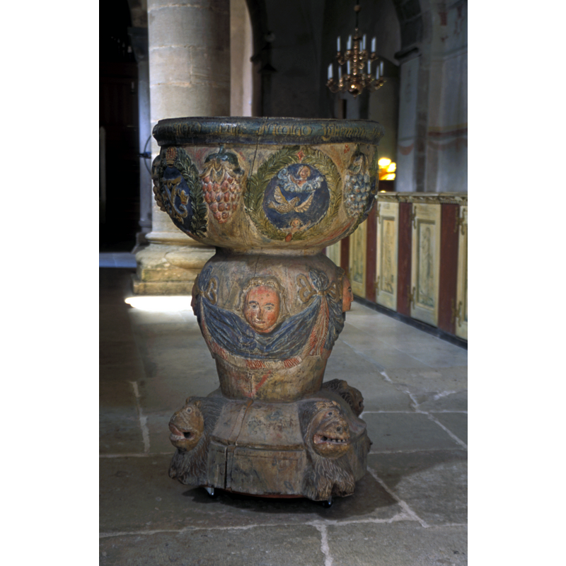 the 18thC font