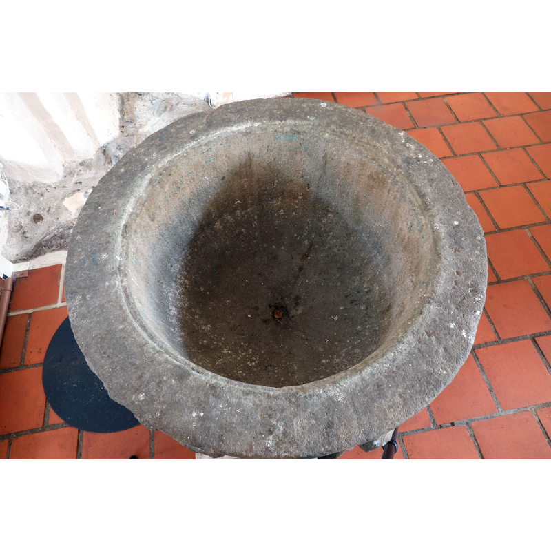showing the blocked [corked?]drain hole