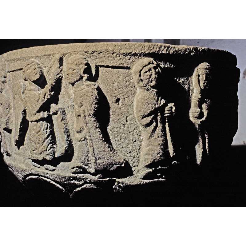 seen here on the left part of the image; Mary is haloed but Gabriel is not