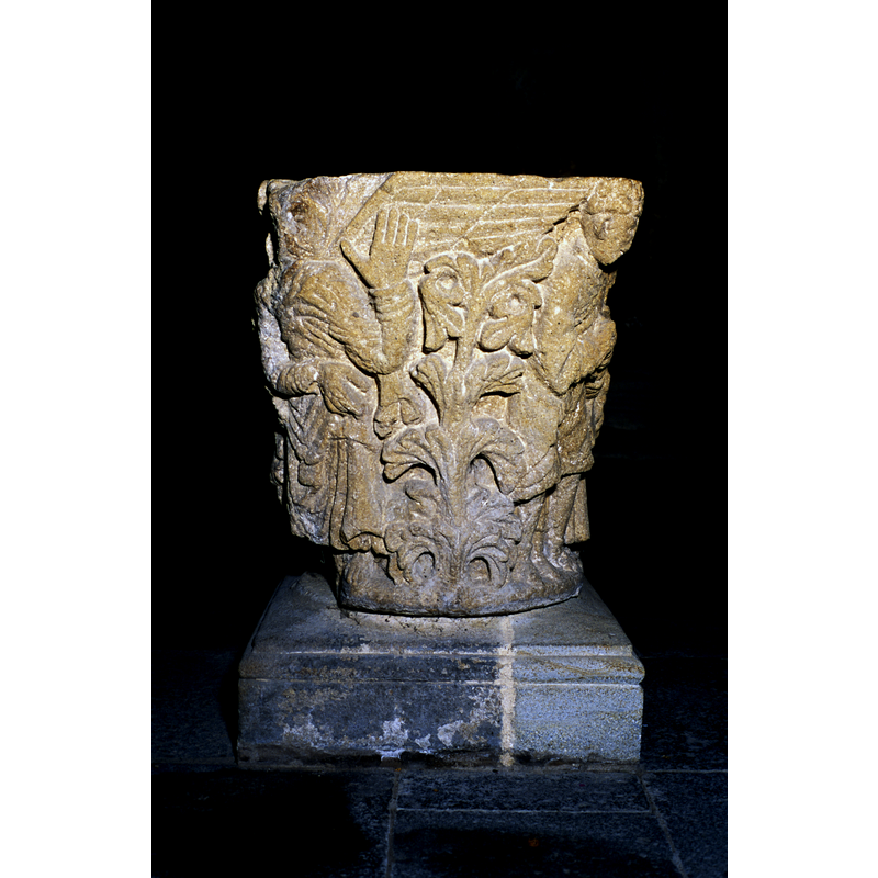 S side of the font