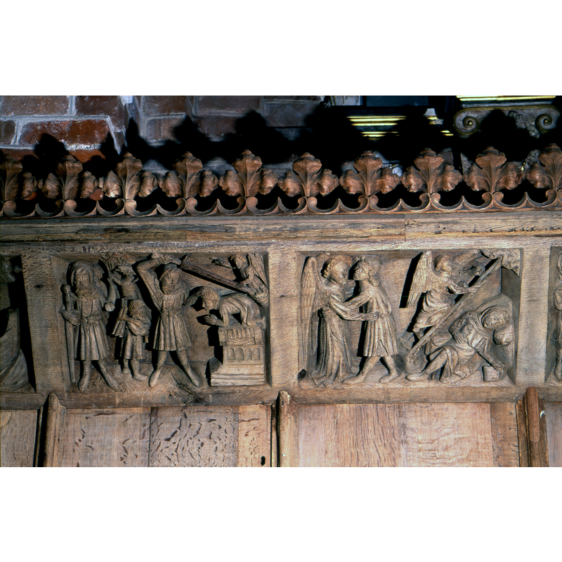 on the left a conflated scene: Abraham prepares for the sacrifice, and Isaac on the altar as the angel stops Abraham's sword; on the right, angels help the dead arise