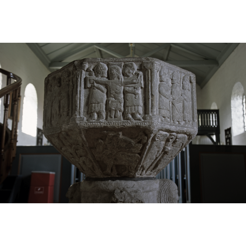 showing the correspondance between the scenes and motifs on the basin sides and underbowl