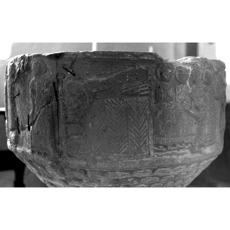 the Dream of the Magi scene at the centre of the image