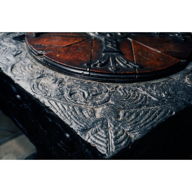 All around the upper surface of the basin top; note the wing-like motifs of the spandrels
