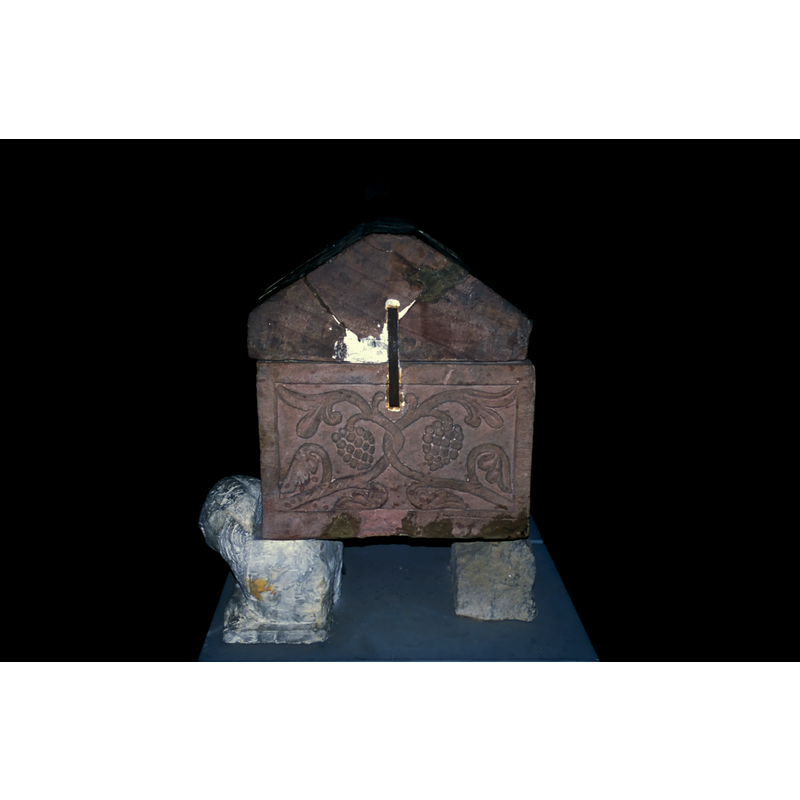 the sarcophagus  of Adelochus, Bishop of Strasbourg - Listed in Palissy [ref.: PM67000550] as 1130