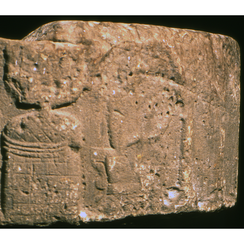 Annunciation.Gabriel stands to the left, and the Virgin to the right. His arm is raised as if touching the head of the virgin. He has very long wings - only one visible.The virgin stands in frontal pose, her head is tilted to the left (composition direction).