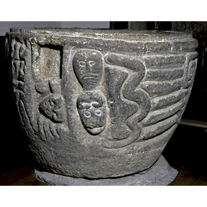 Delcor's (1973) identification; unlikely, as the lower head is probably a horned head, just as the one to the left